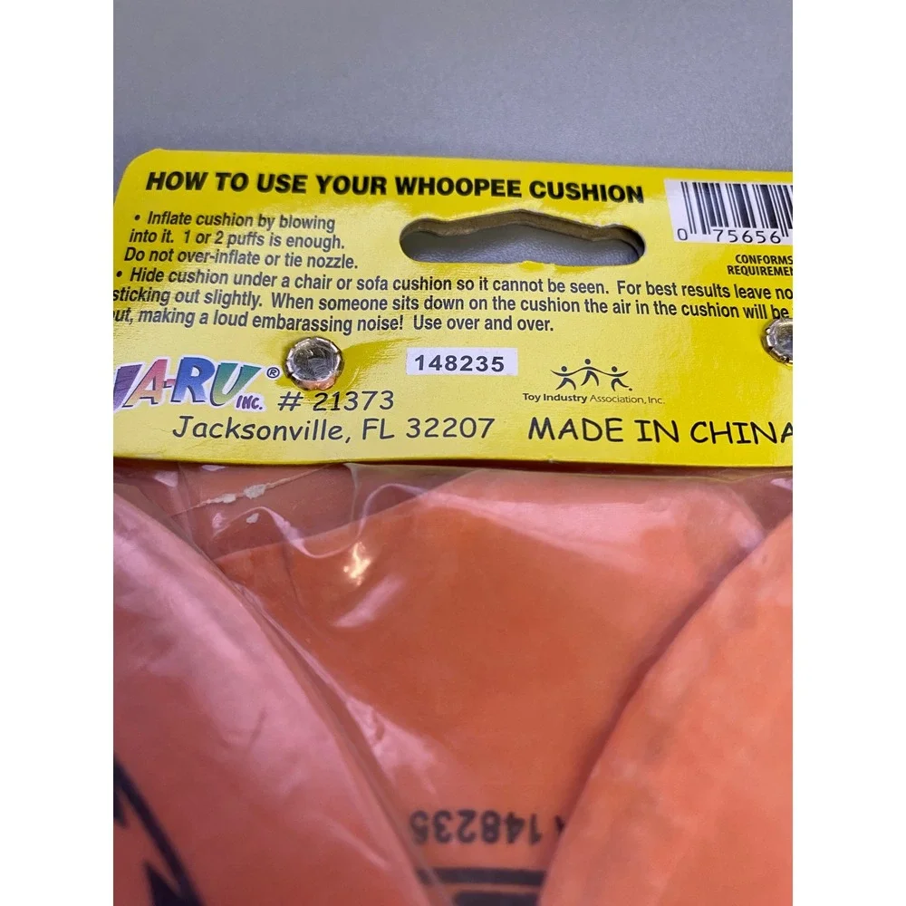 Jokes‎ Gags Whoopee Cushion Flarp Big Loud Embarrassing Noise Gag Joke Toy